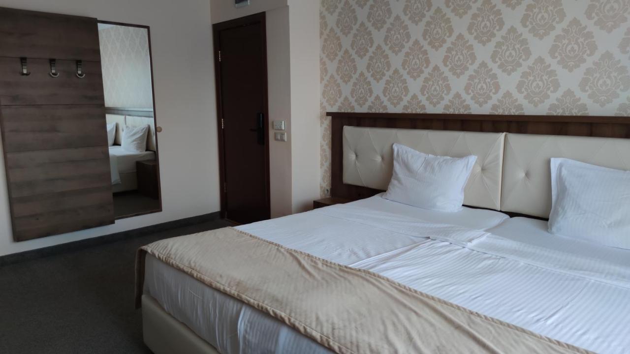 Spa Hotel Medicus Vrsjets Exteriör bild