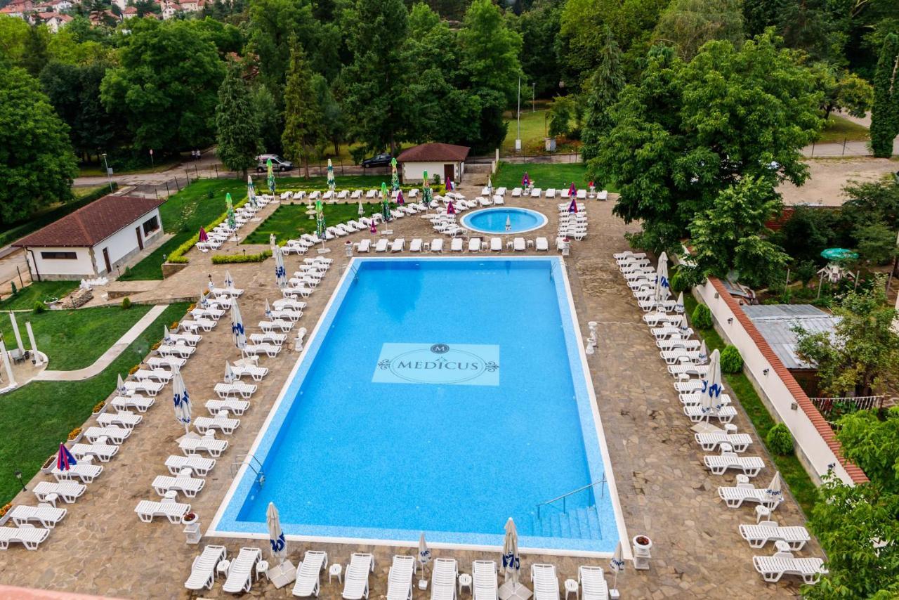 Spa Hotel Medicus Vrsjets Exteriör bild