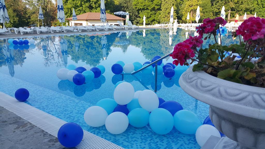 Spa Hotel Medicus Vrsjets Exteriör bild
